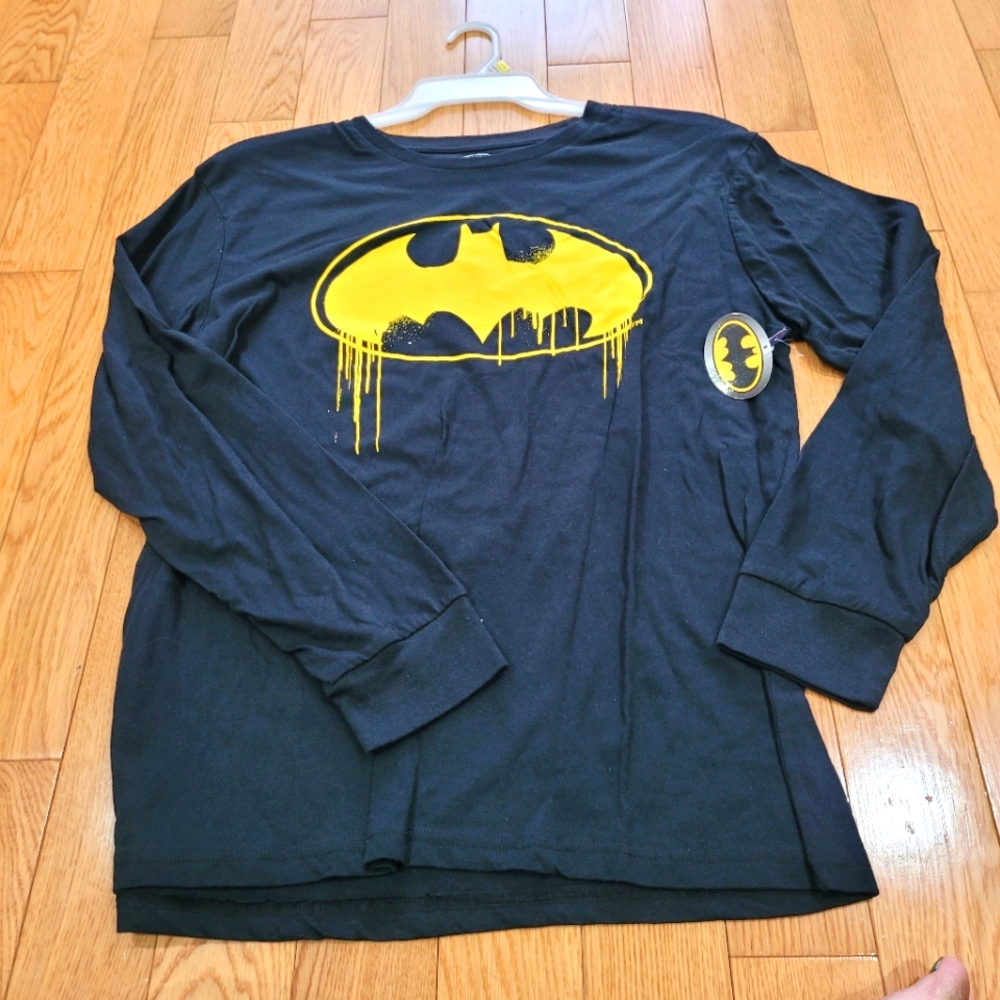 MARVEL Batman long sleeve tee NWT